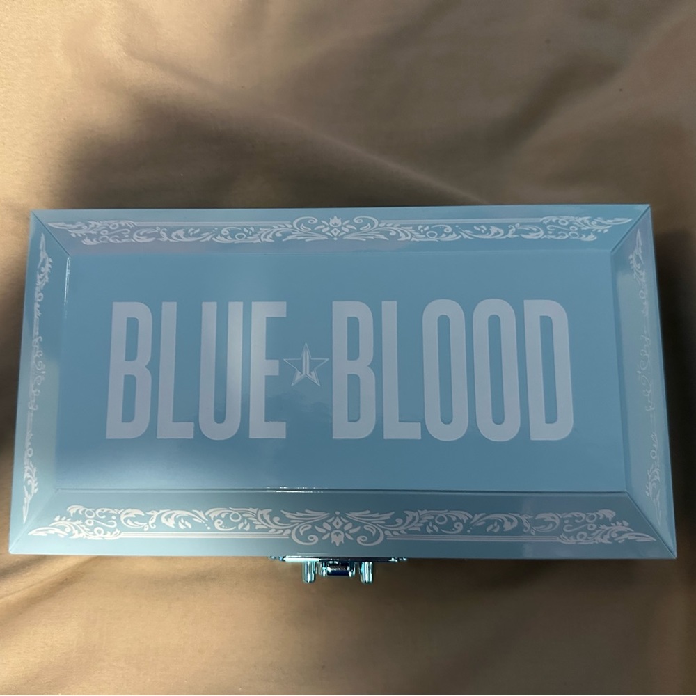 Jeffree Star Cosmetics Blue Blood Eyeshadow Palette